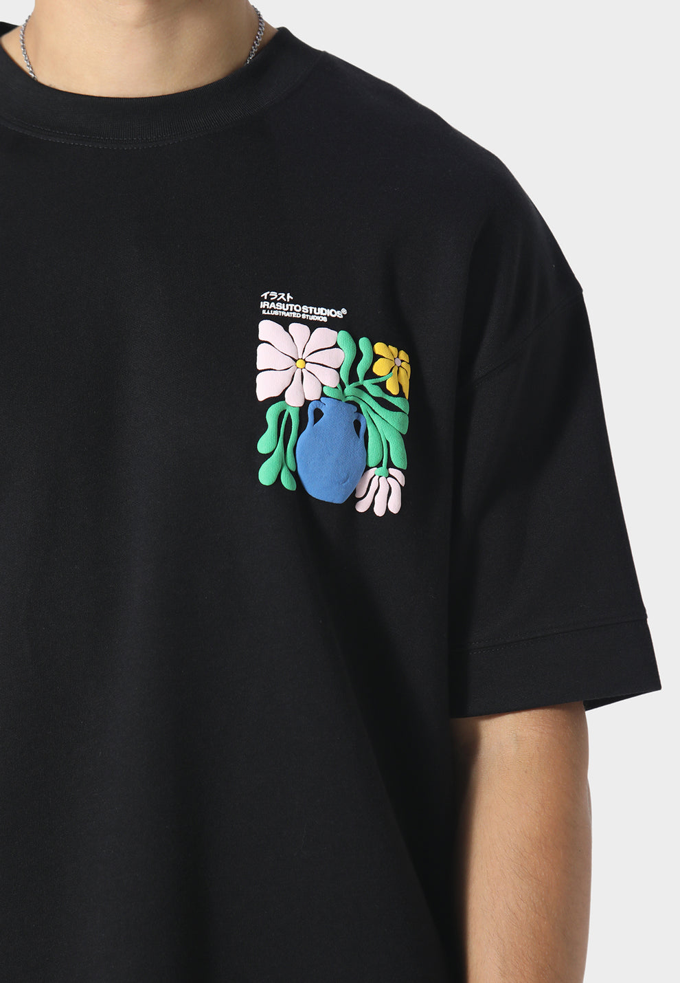 HIKARI BLOOM TSHIRT BLACK